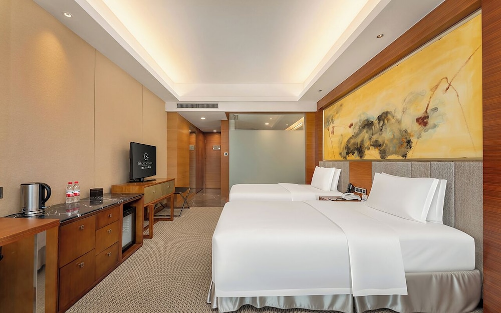 Grand Skylight International Hotel Guanlan 17/50