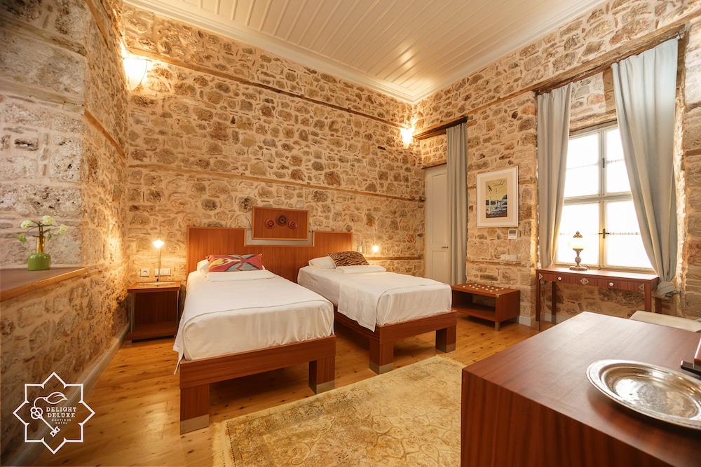 Delight Deluxe Boutique Hotel 39/79