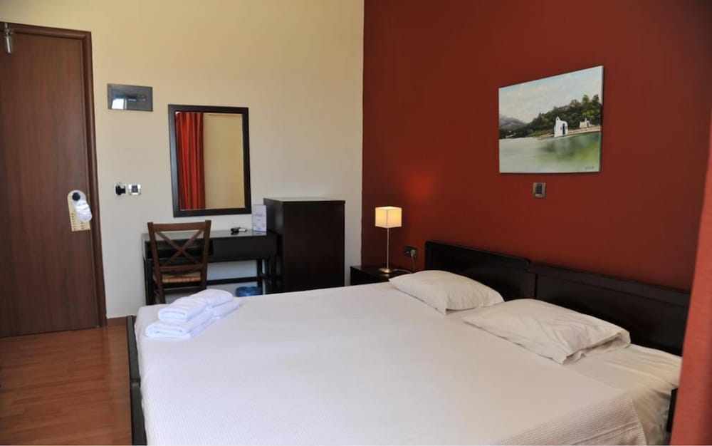 Plaza Hotel 24/60
