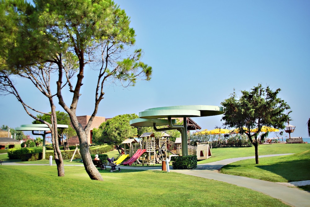 Gloria Verde Resort and Spa 36/50