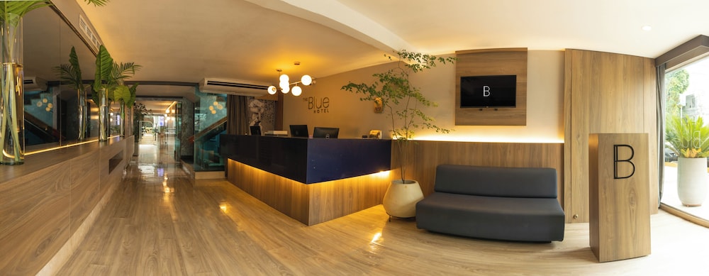 HOTEL BLUE CONCEPT 7/65