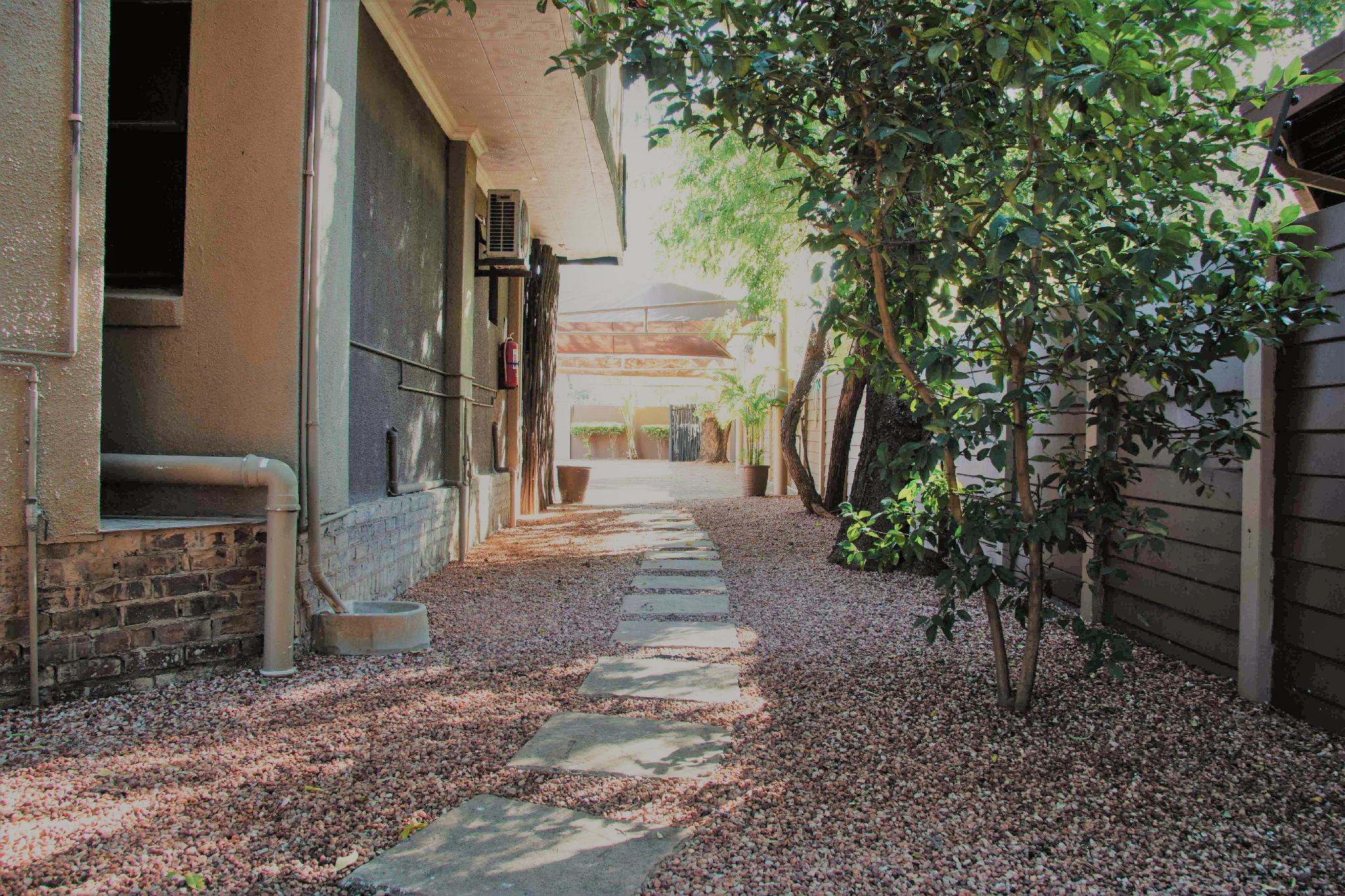 Palm Inn Guesthouse 23/30