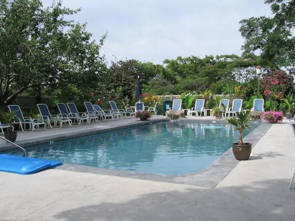 Danl Webster Inn Spa 7/63