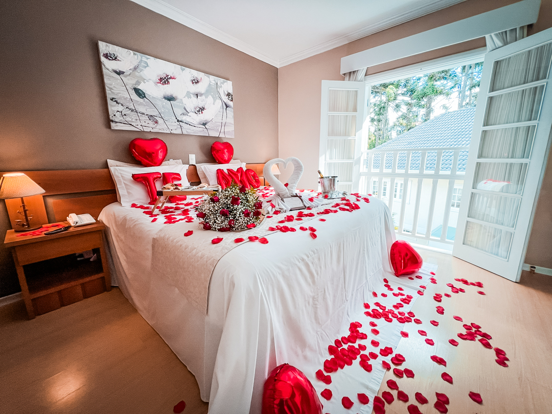 Honeymoon, Suite