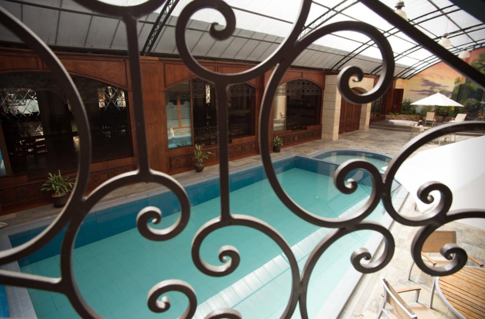 Grand Victoria Boutique Hotel 4/69