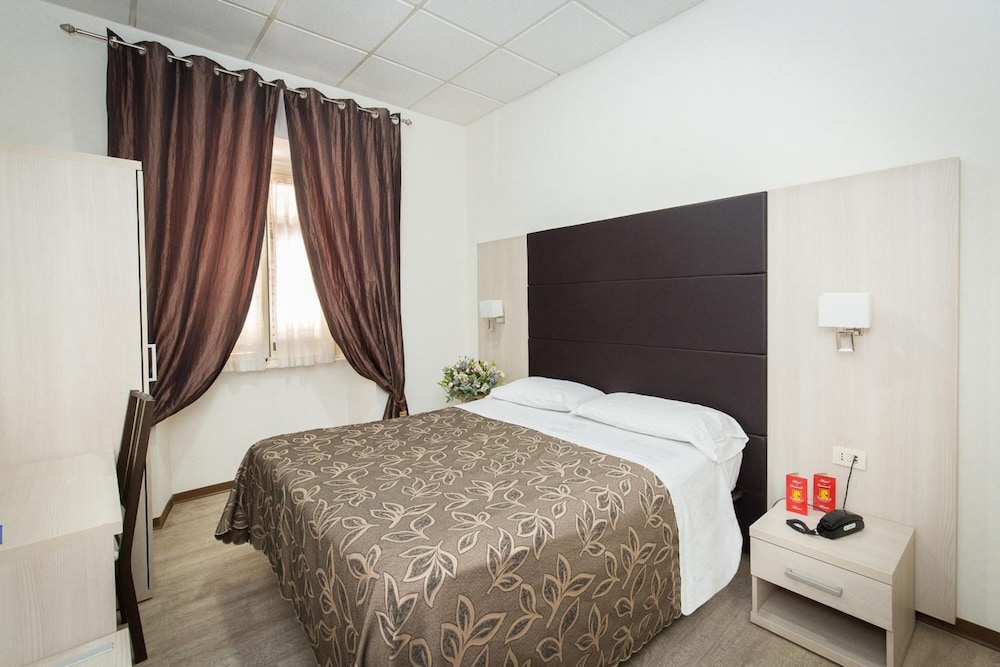 Concorde Hotel 20/67