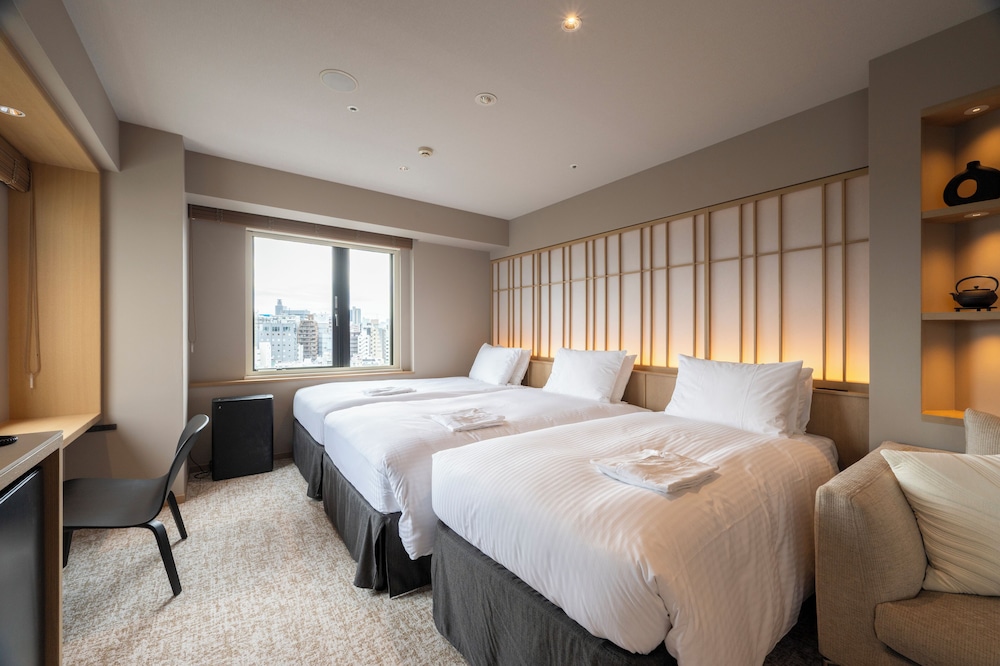 RENOVATED, COMFORT, TWIN BEDS