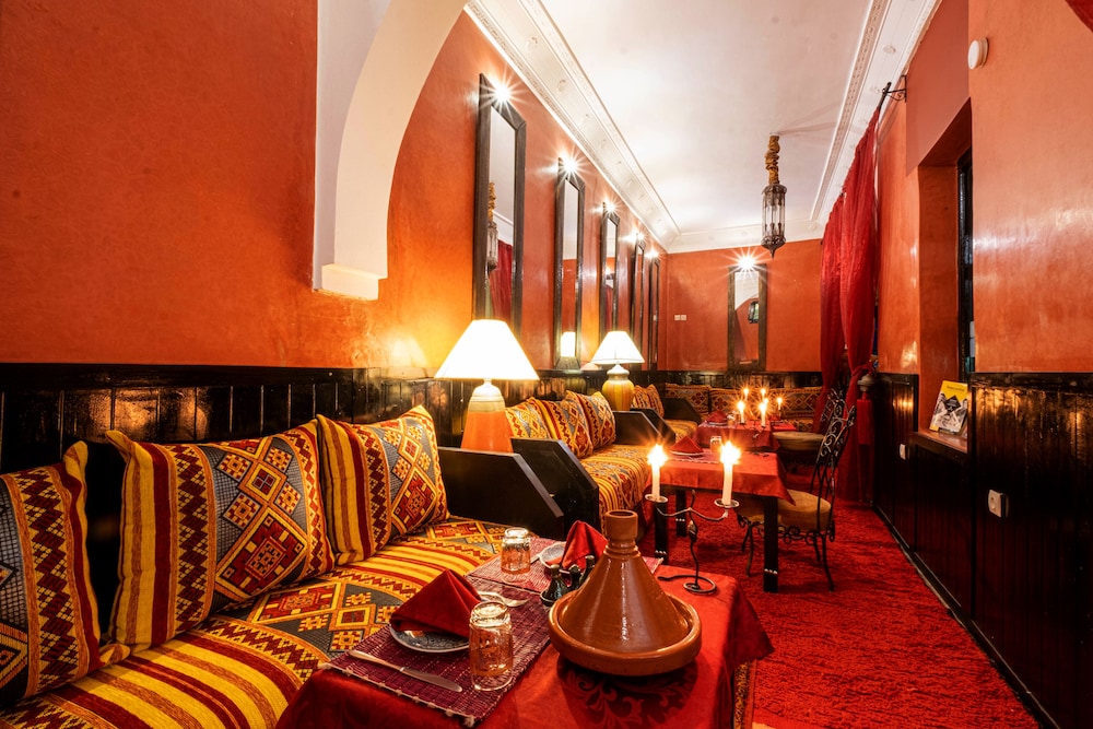 Riad Viewpoint 38/44