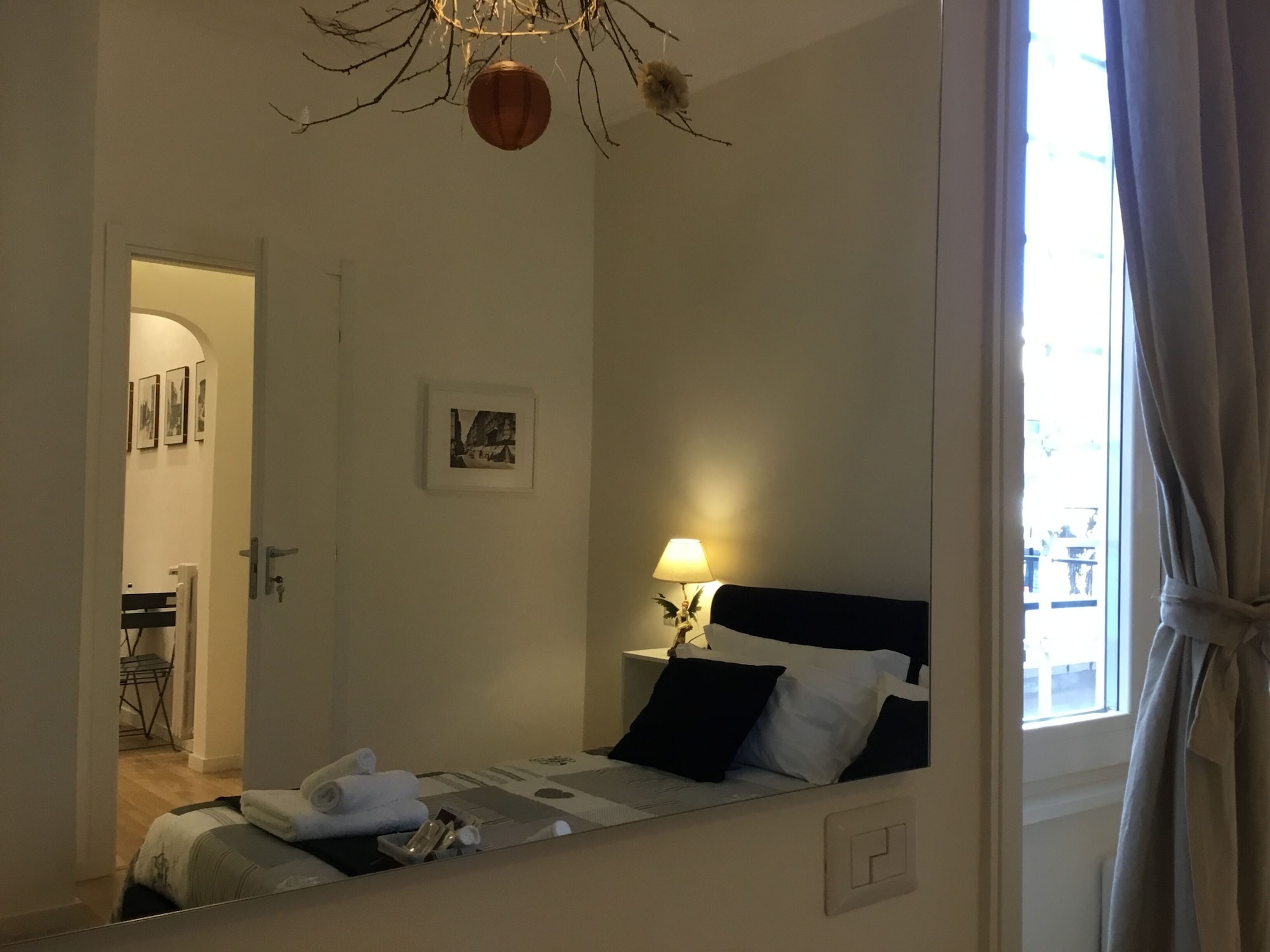 ROOM, DOUBLE BED, CITY VIEW