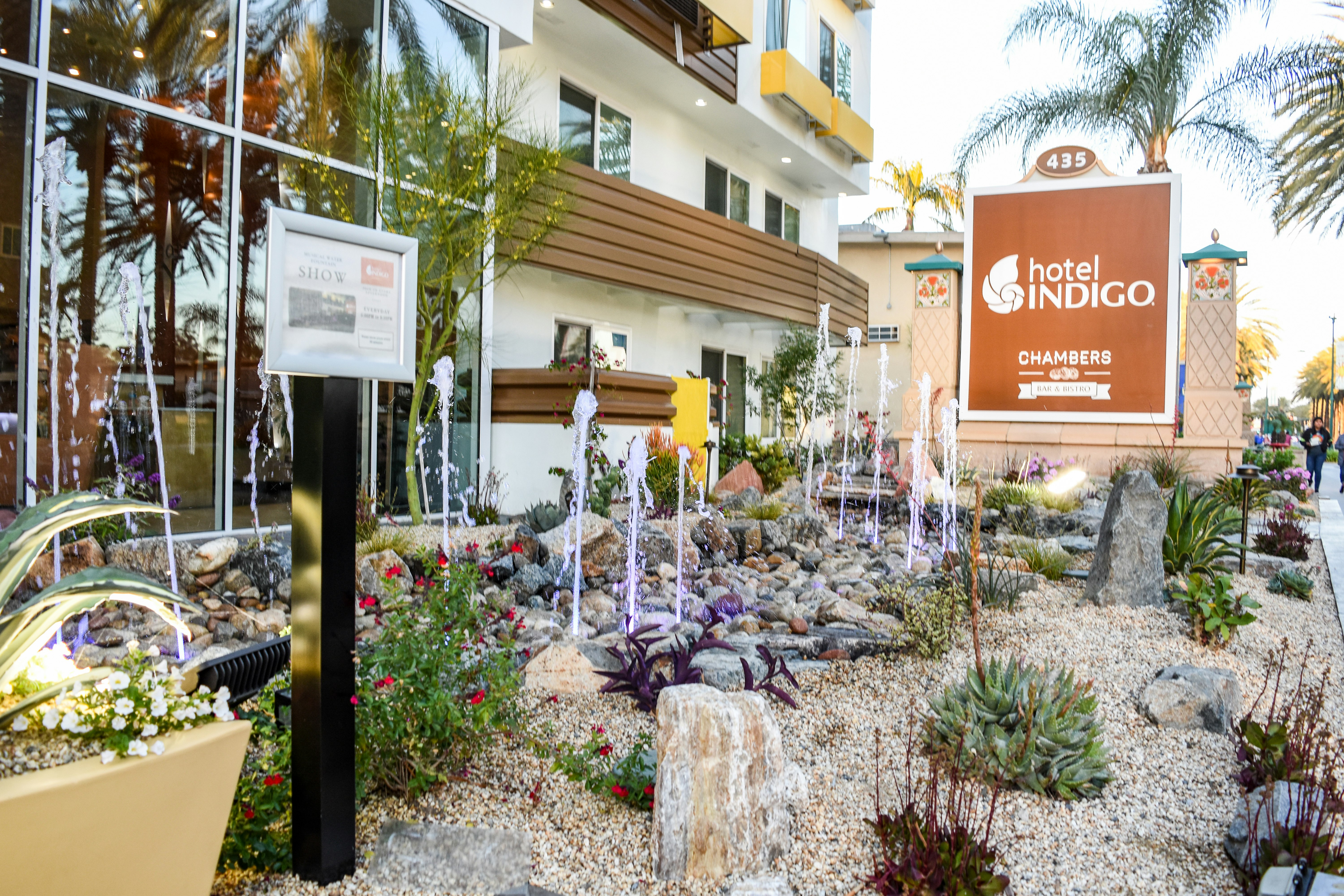 Hotel Indigo Anaheim, an IHG Hotel 63/65