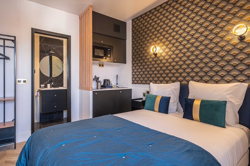 Mijos Appartements Hotel 10/44