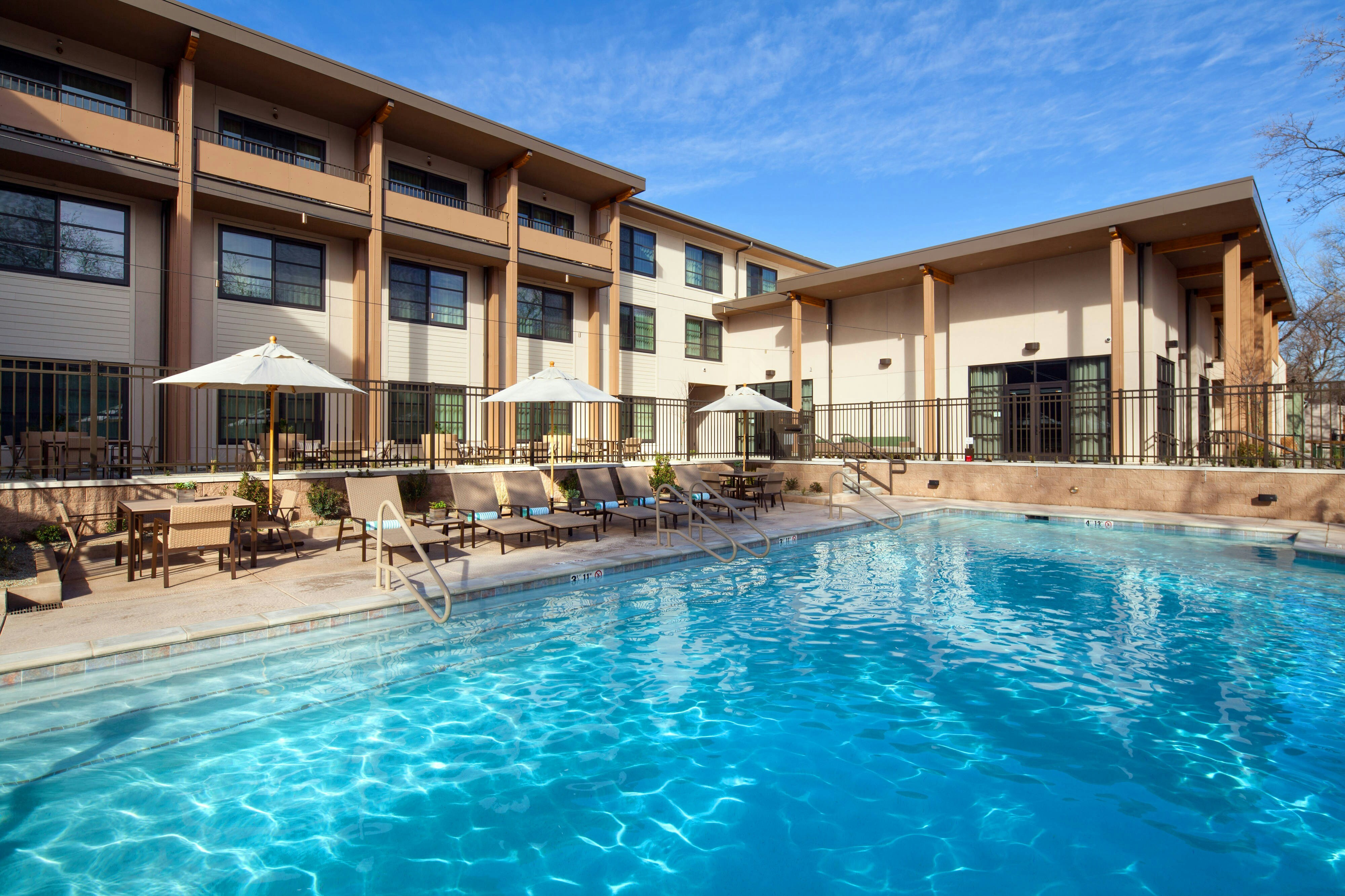 SHERATON REDDING HOTEL AT THE SUNDIAL BRIDGE in REDDING - CA