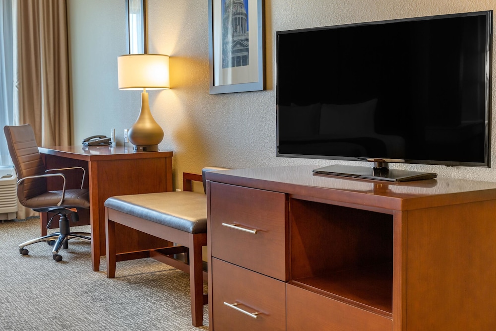 Comfort Inn & Suites Boise Airport 41/51