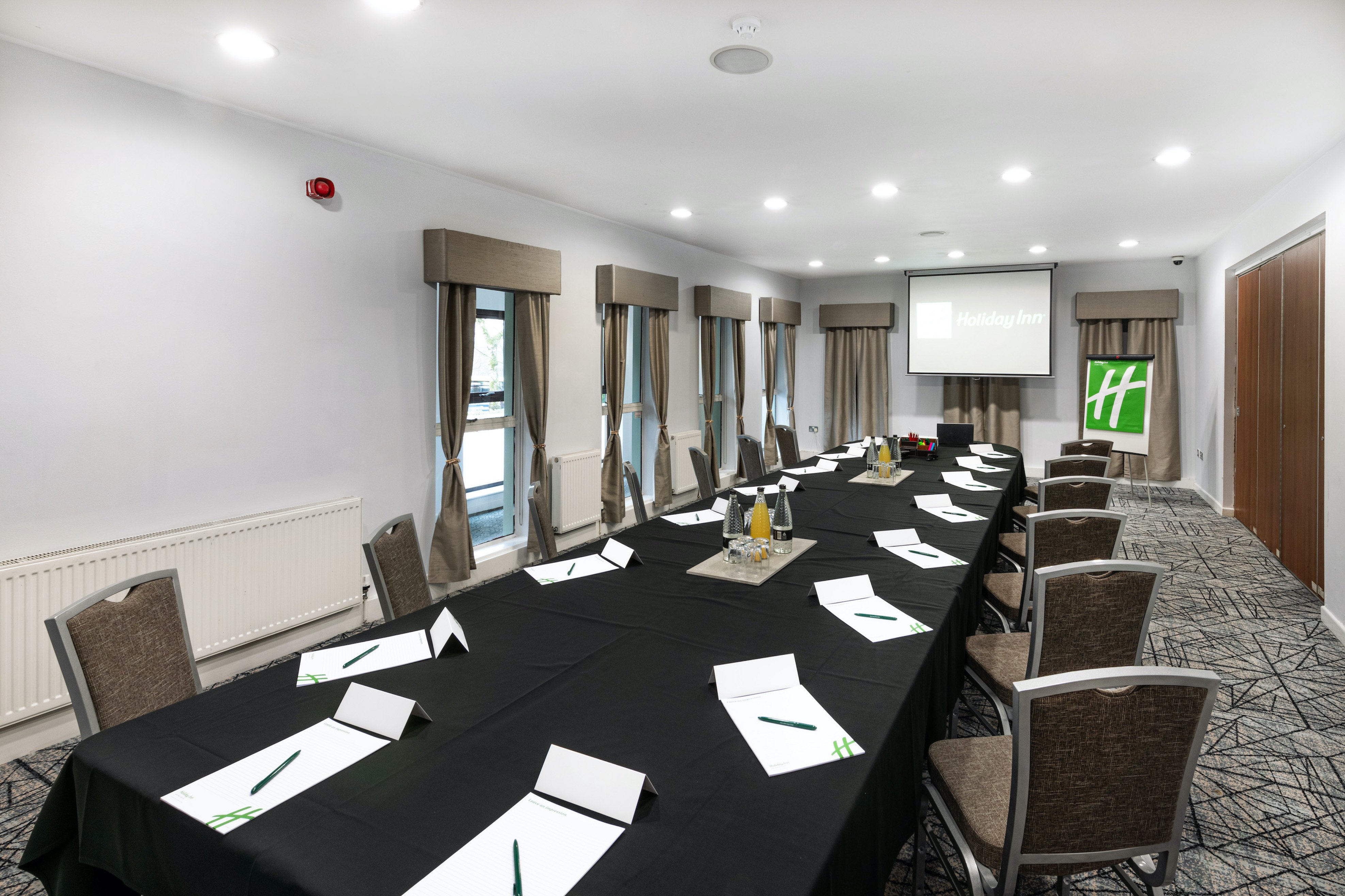 Holiday Inn Manchester - Oldham, an IHG Hotel 30/48
