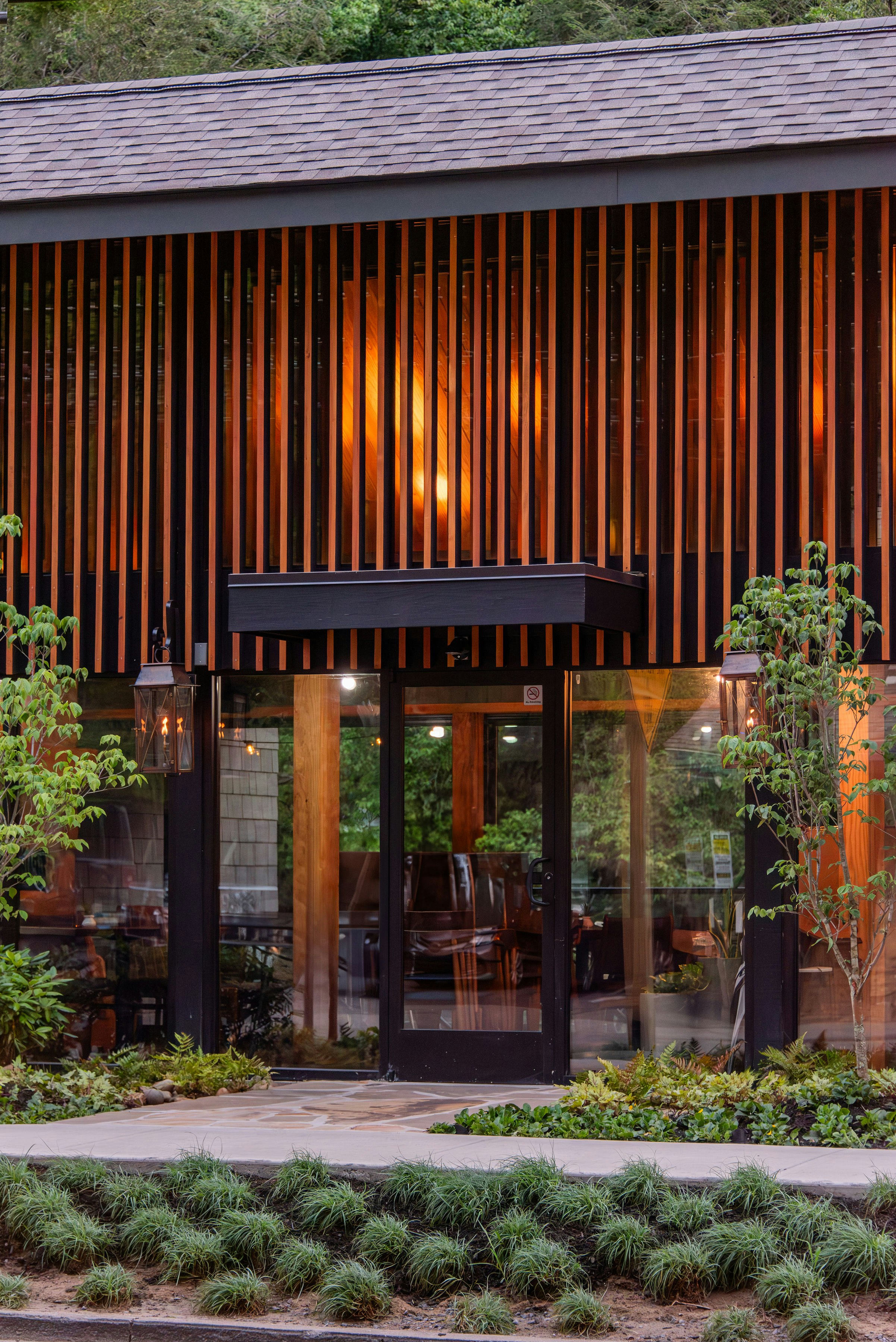 Historic Rocky Waters Inn, A Small Luxury Hotel 2/55