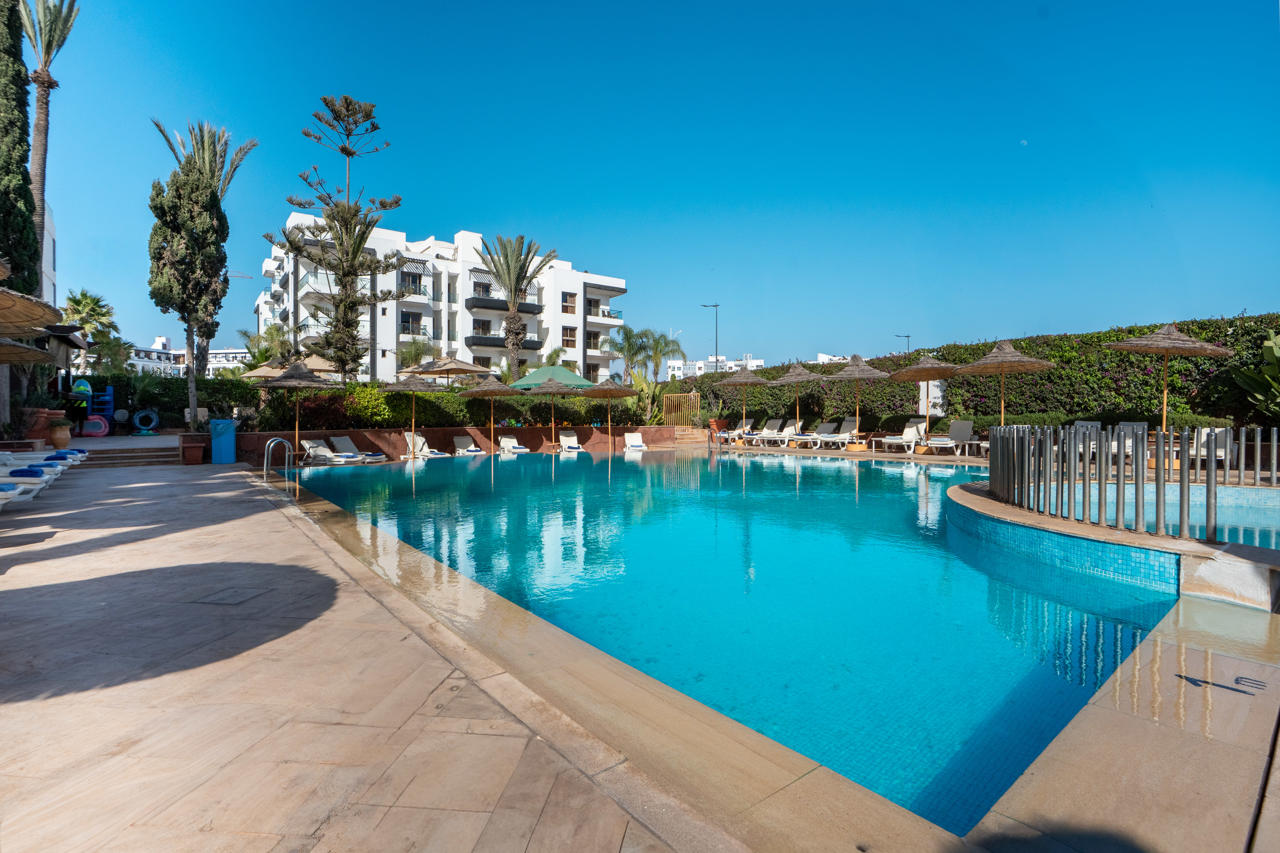 Intouriste Hotel & Suites 69/72