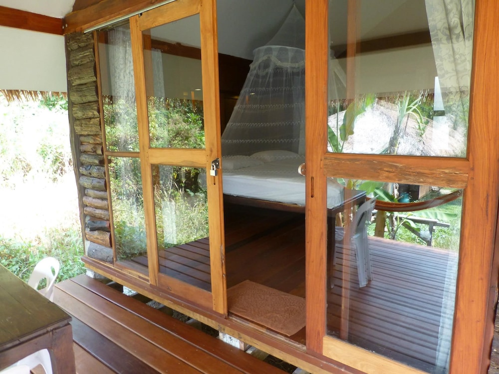 Koh Kood Resort 50/50