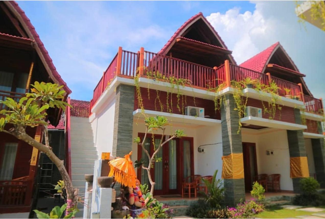 Ayu Laba Beach Villa And Resto 2/29