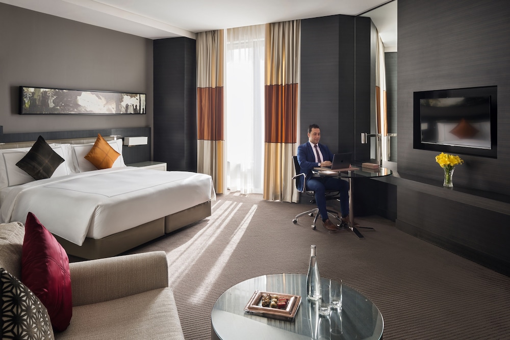 فيرمونت الرياض(Fairmont Riyadh) 12/69