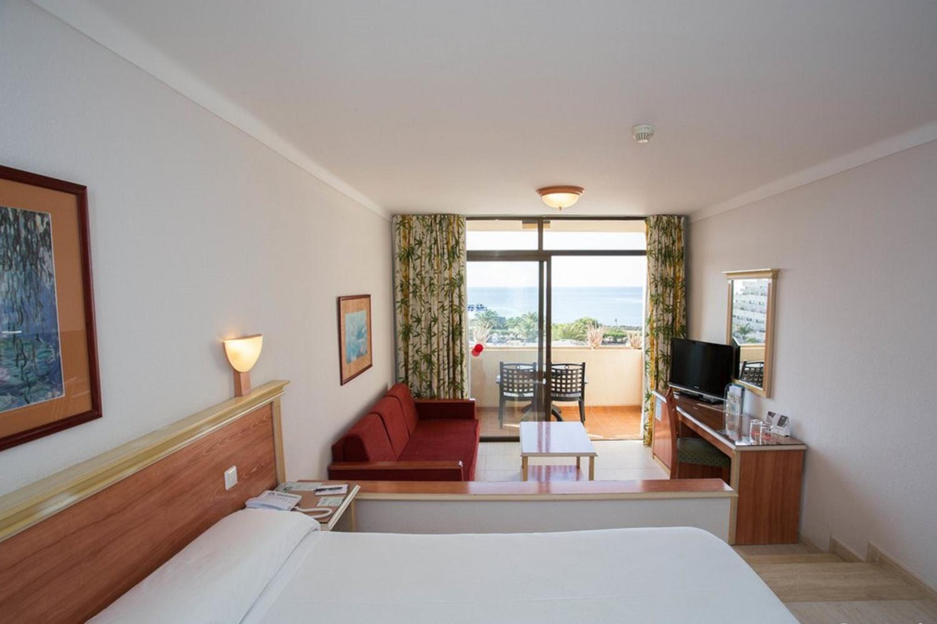 ROOM, DOUBLE OR TWIN BED, SEA VIEW