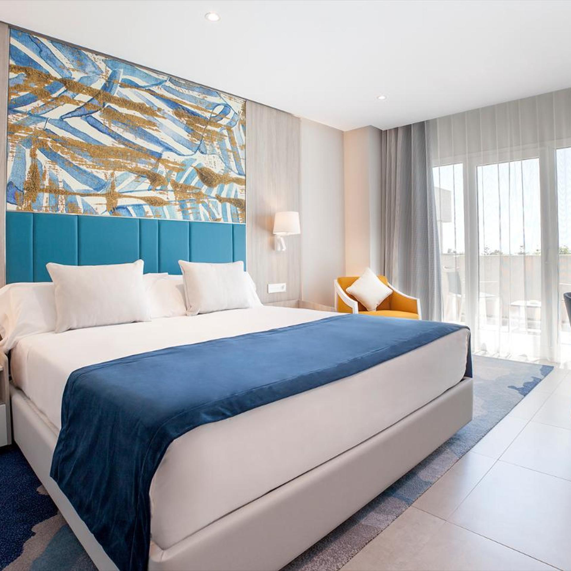 Premium, Deluxe, Double or Twin Bed, Pool View