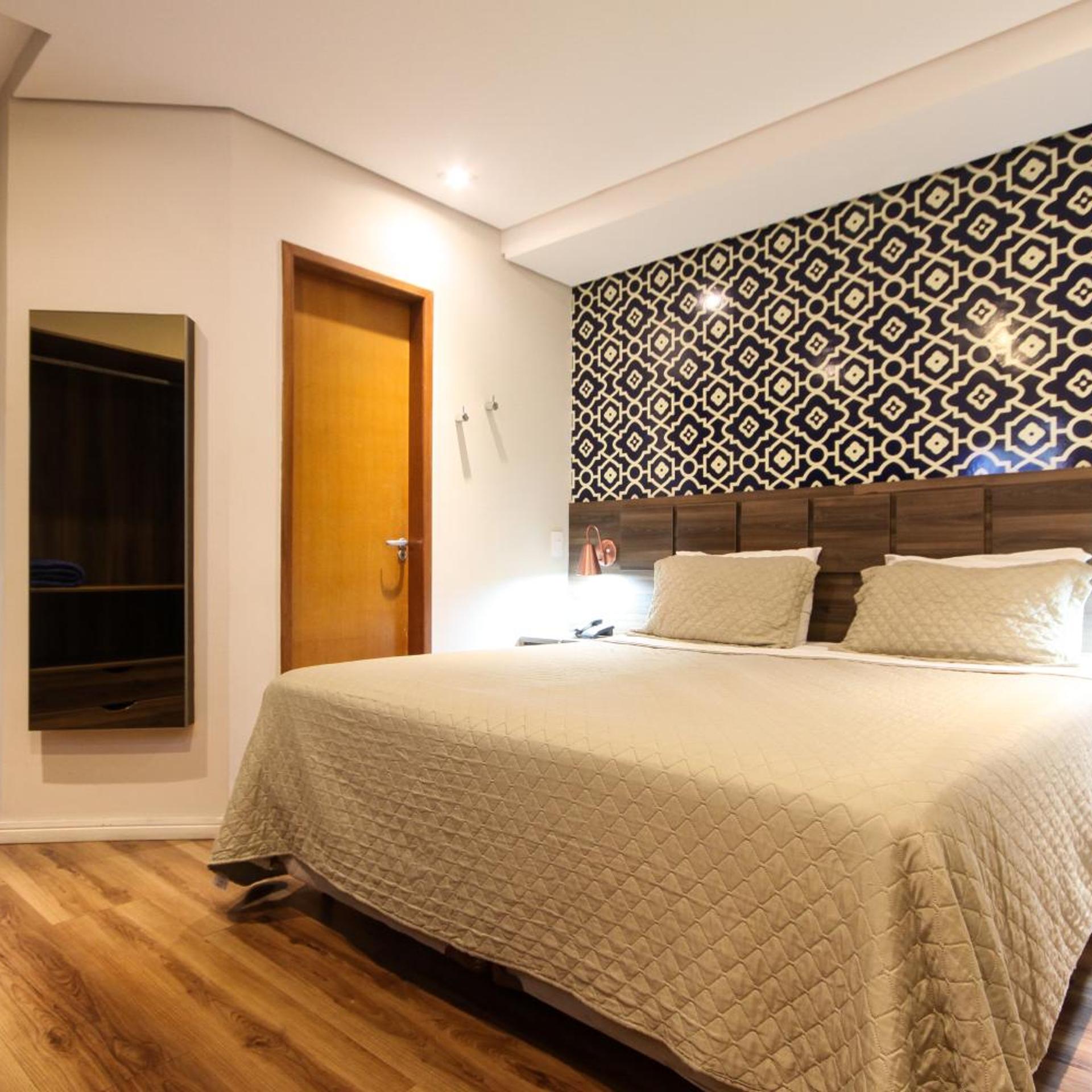 Hotel Biz 13/62