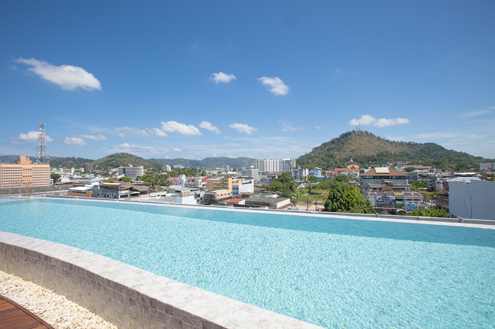 Ecoloft Hotel 5/51