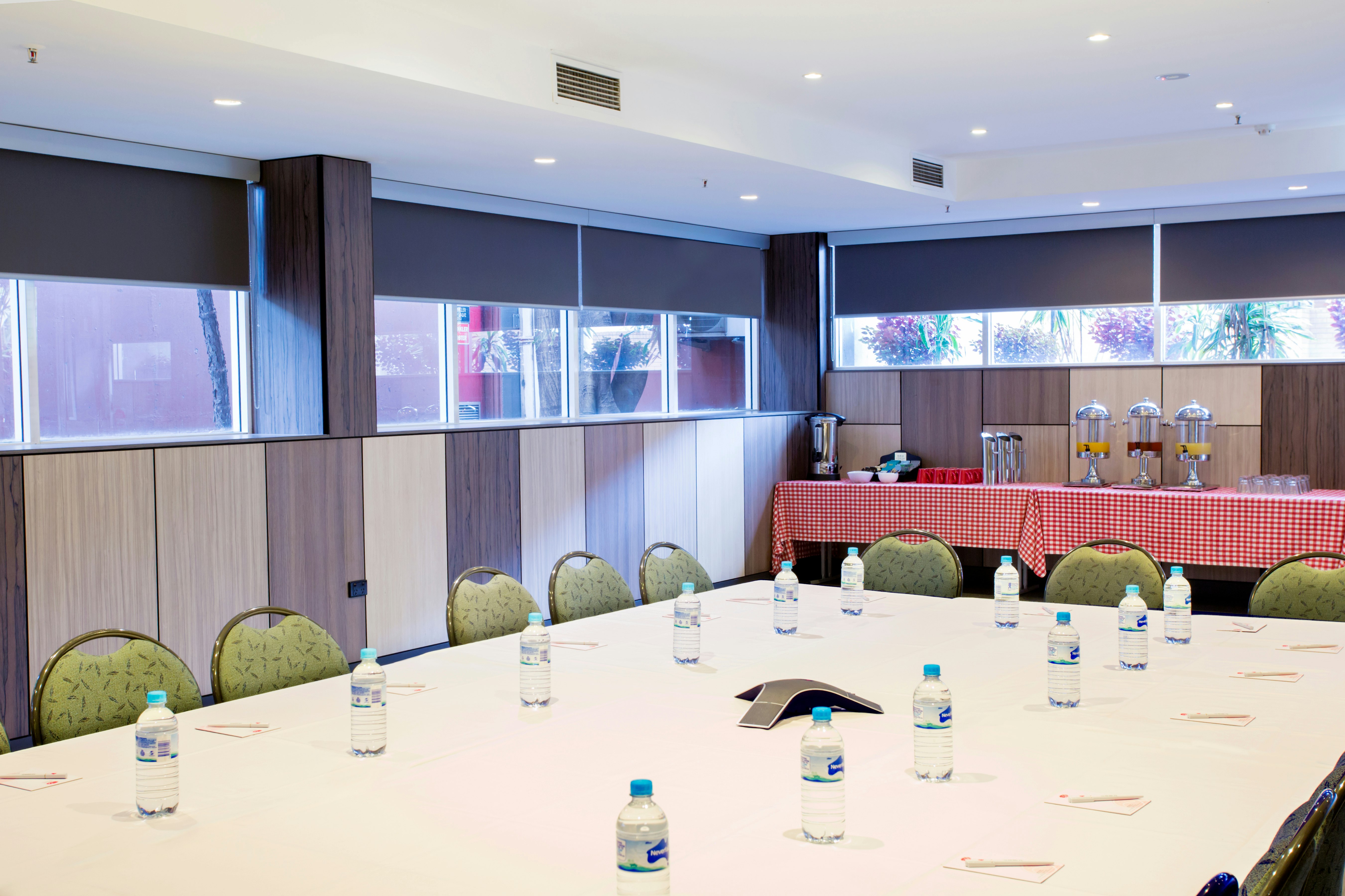 Metro Aspire Hotel Sydney 48/57