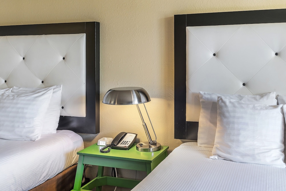 GoodSpring Motel 16/37