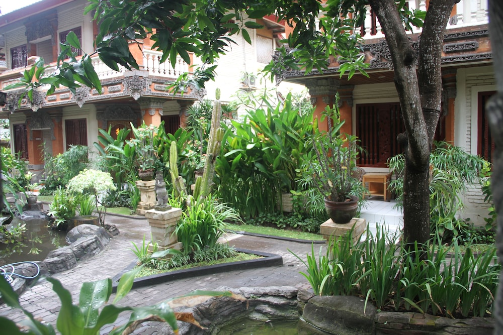 Seminyak Paradiso 57/67