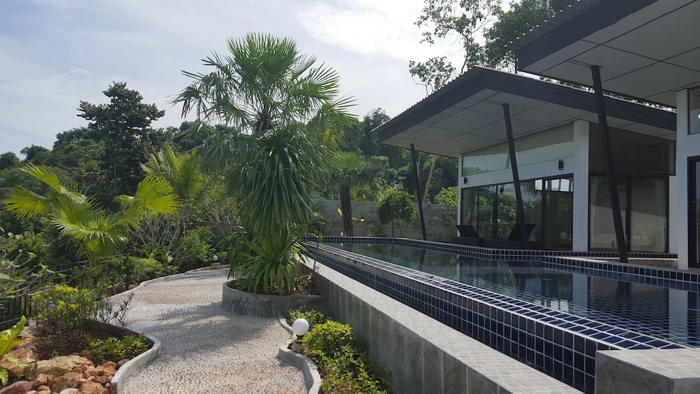 Jasmine Resort And Spa 33/35