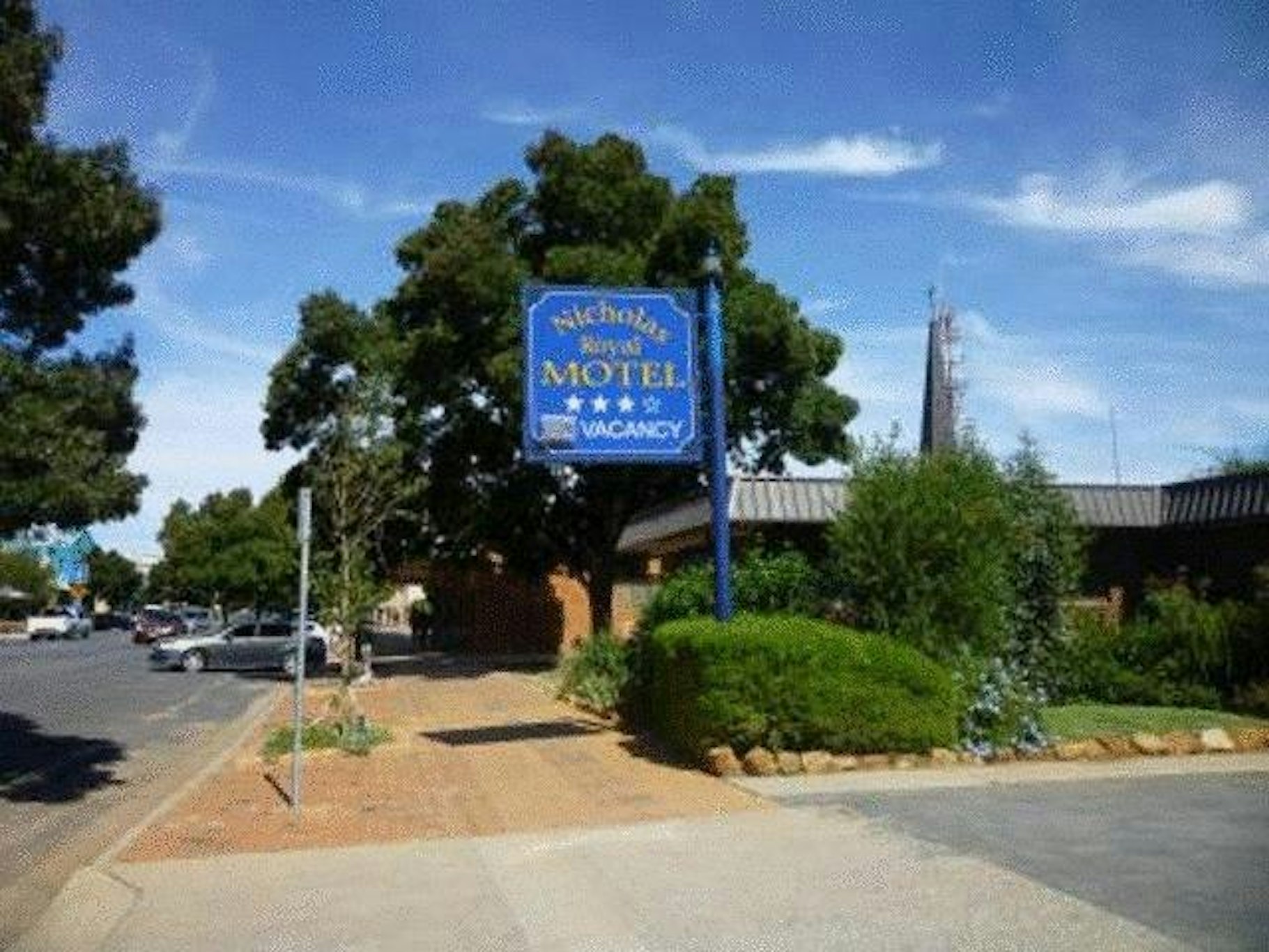 Nicholas Royal Motel 9/15