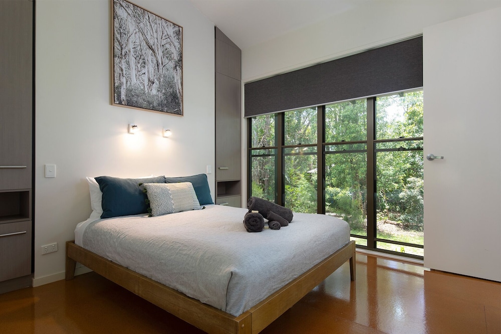 1 Bedroom, Lake, House, King Bed