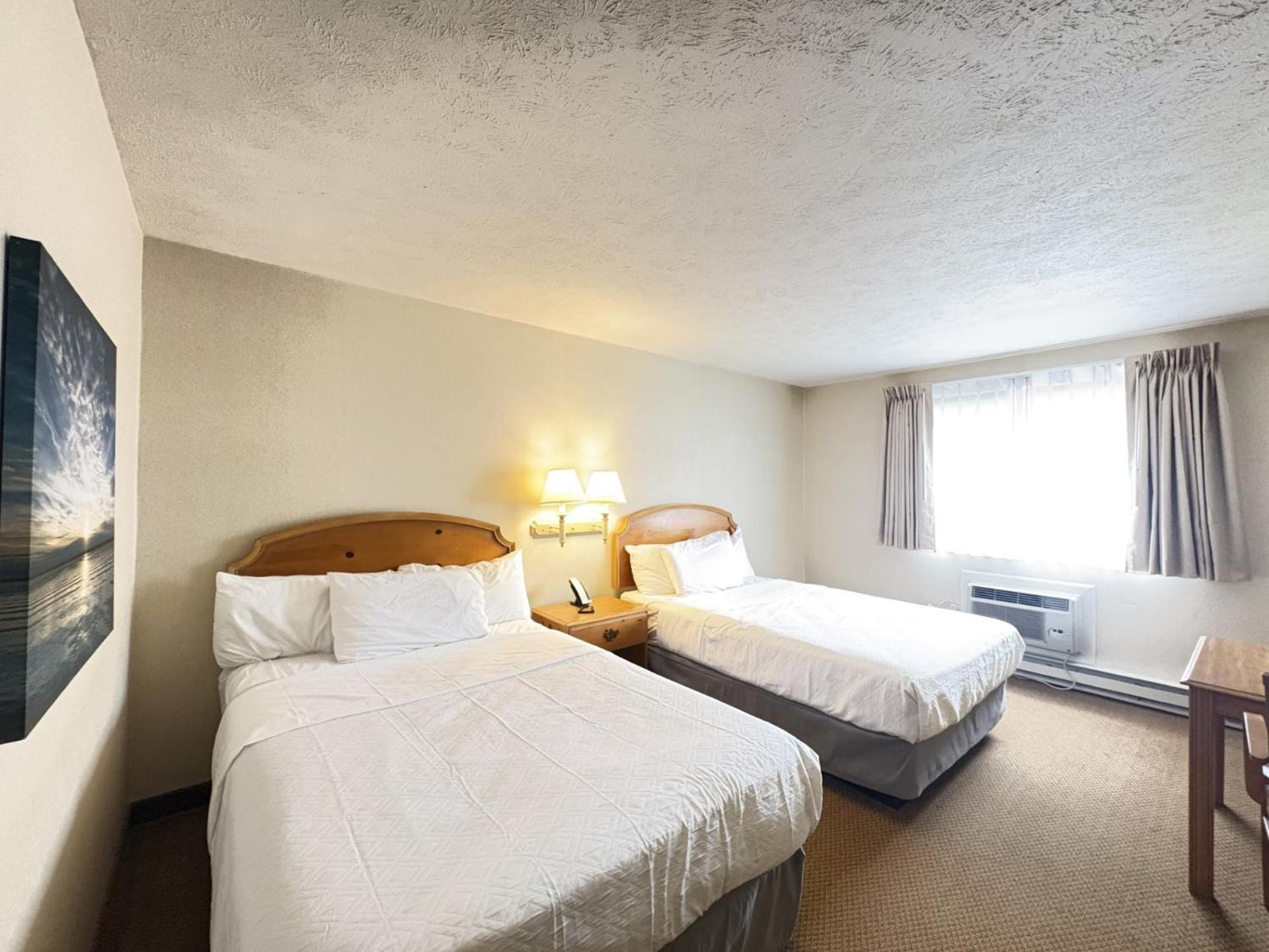 Deluxe, Double Bed