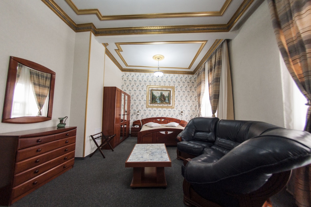 Bucharest Comfort Suites 41/66