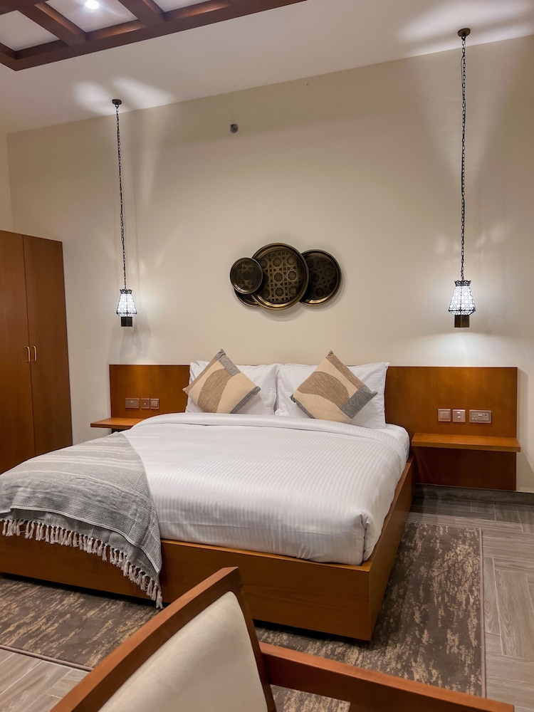 Western Hotel Liwa 6/50