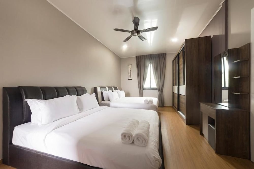 Kokol Heights Villa 3/33