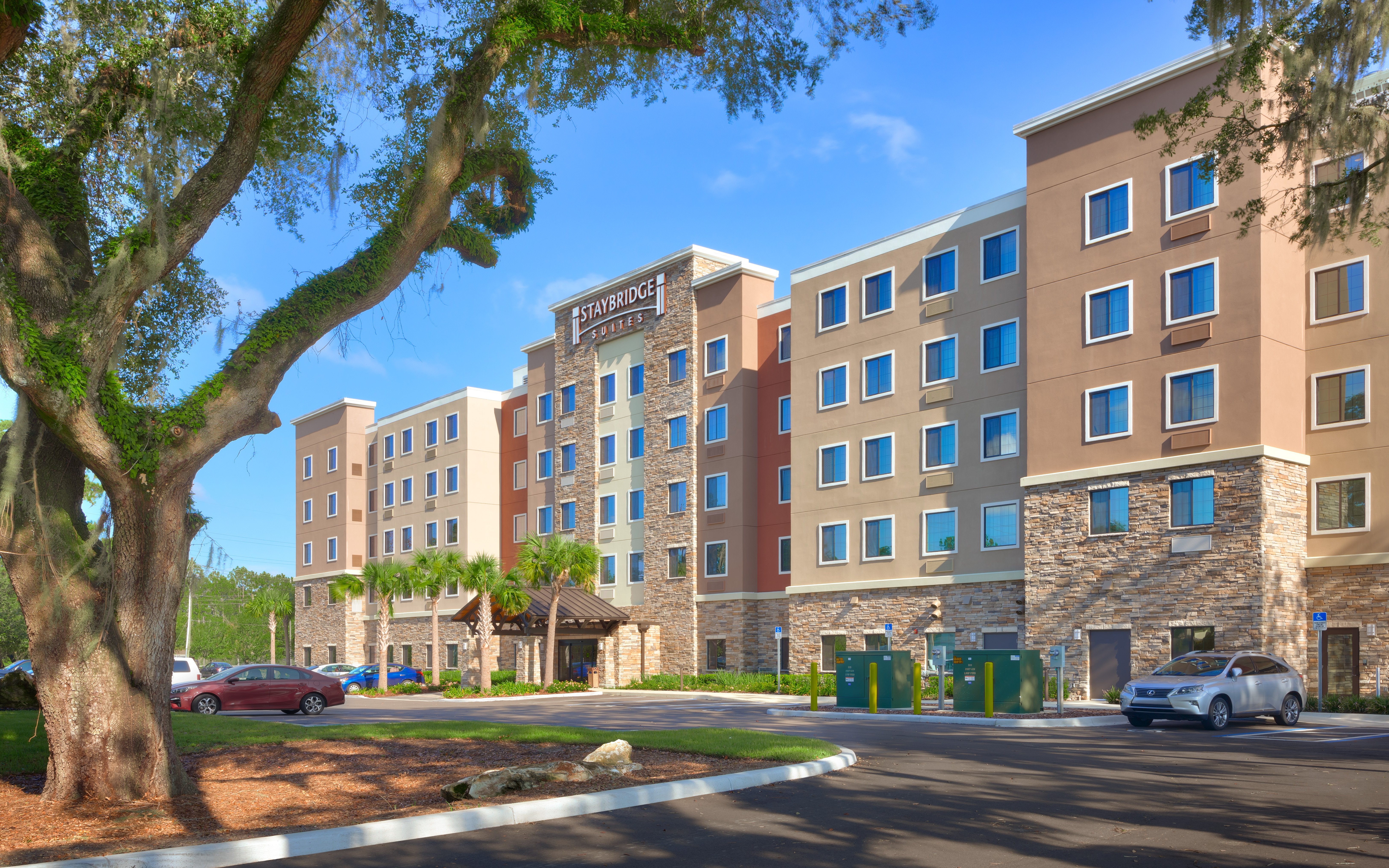 STAYBRIDGE SUITES GAINESVILLE I-75 64/68