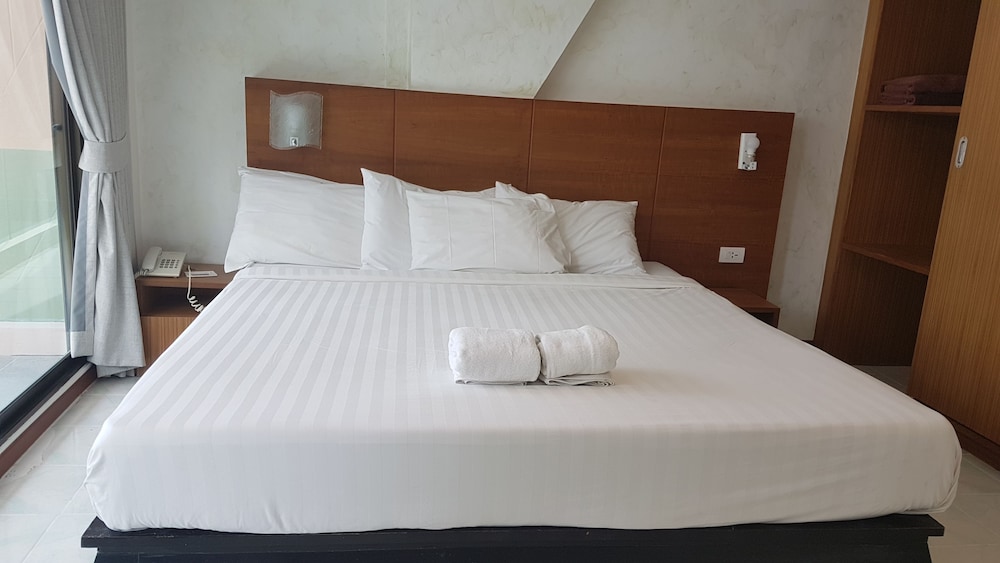 Destinaation Patong Boutique By The Sea 21/55