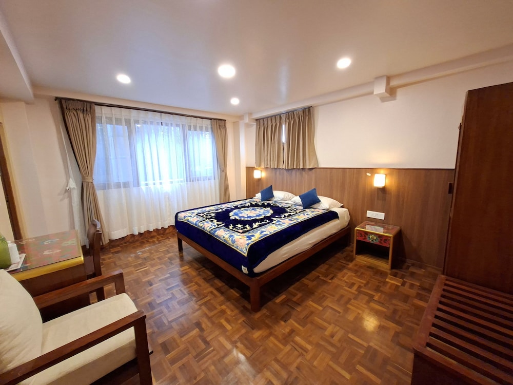 Utse Hotel 25/67