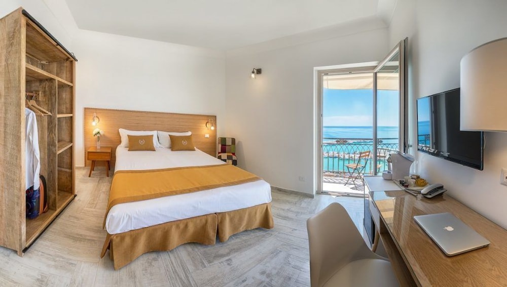 Domus Maris Boutique Hotel 13/50