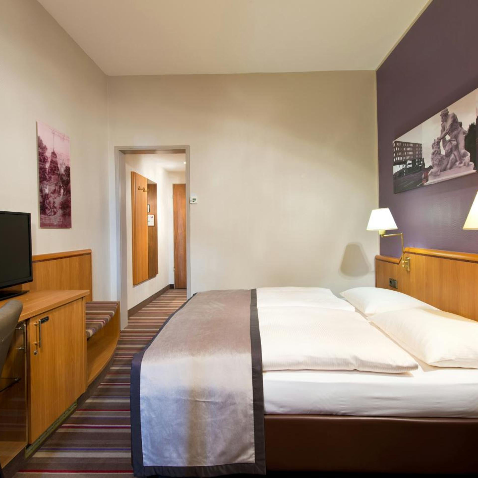 غرفة كومفورت بسرير كينج، LEONARDO HOTEL KARLSRUHE 9/10