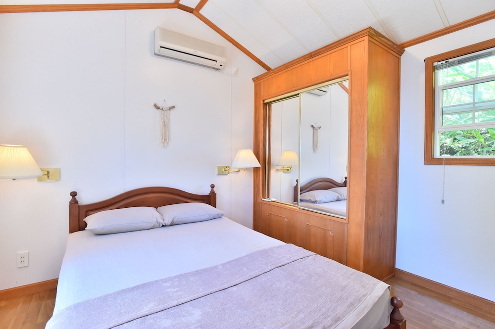 Suite, 3 Futon Beds, Ocean View, Sofa