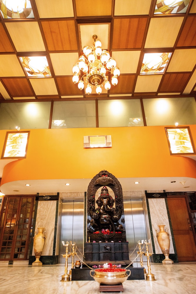 Hotel Bangalore Gate 59/81