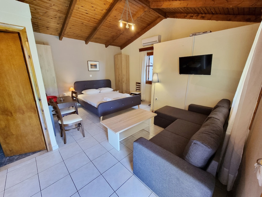 Alexaria Holidays Apartments 24/37