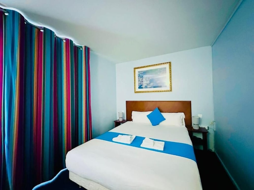 Hotel Bellevue Montmartre 14/48