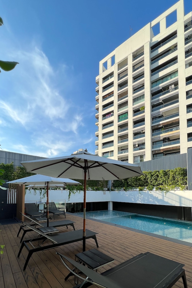 Amanta Hotel and Residence Sathorn Bangkok 46/50