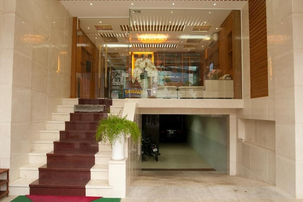 Van Ha Hotel 8/44