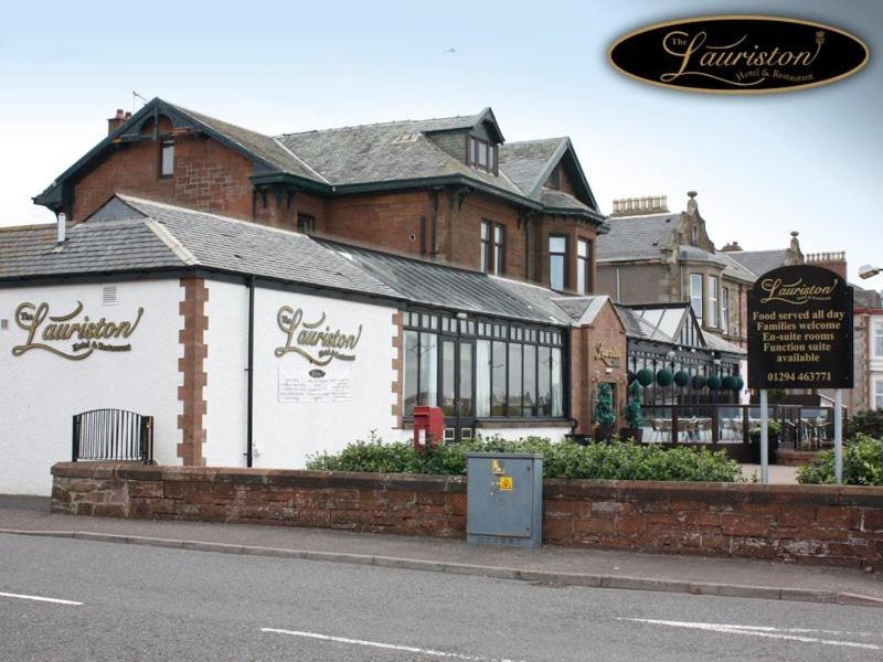 Lauriston Hotel 3/23