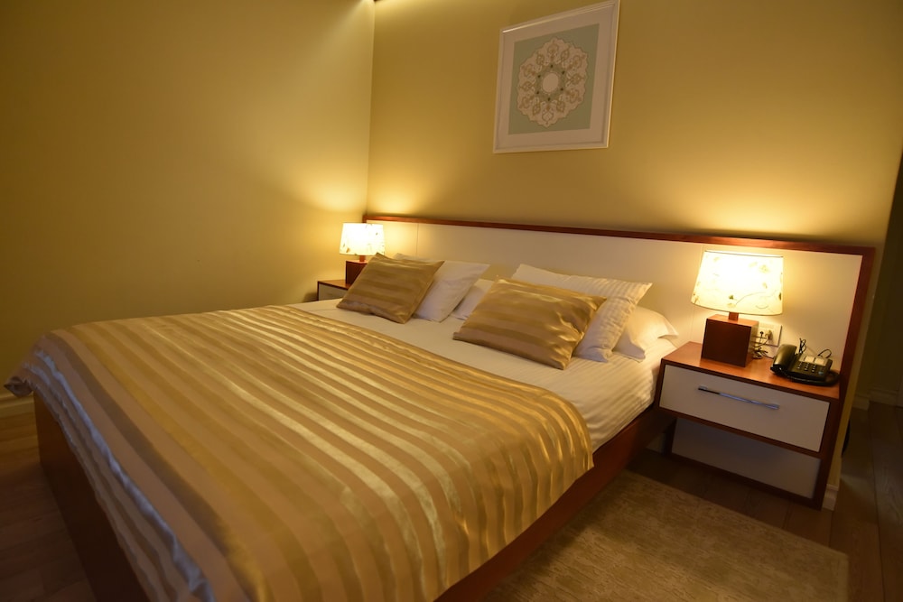 Hotel Sokrat 5/38